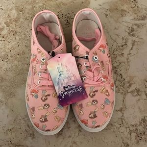 Disney princess canvas shoe - NWT